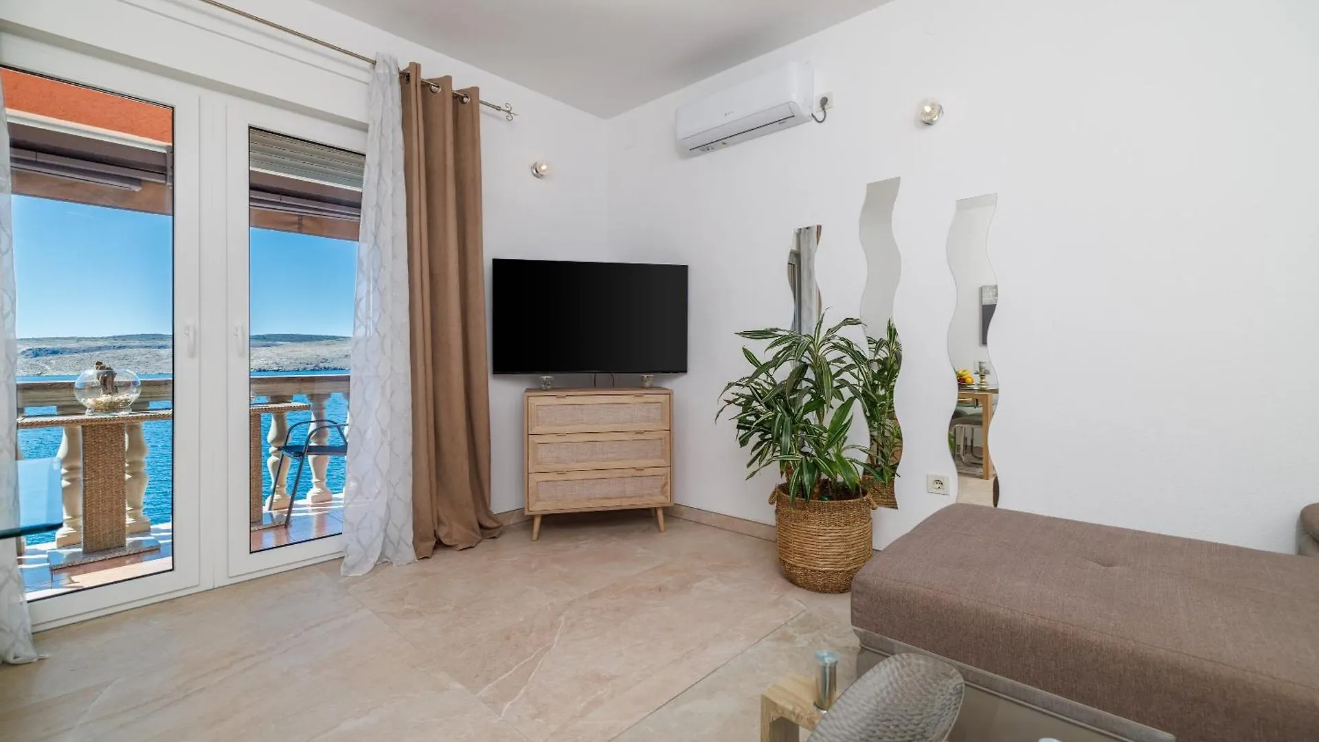 Ahel Apartment Jadranovo
