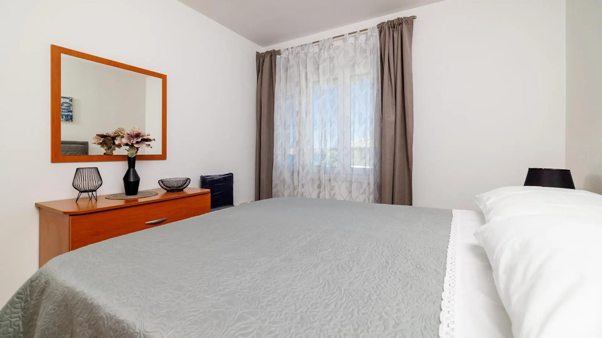 Ahel Apartment Jadranovo
