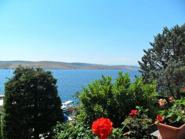Ahel Apartment Jadranovo