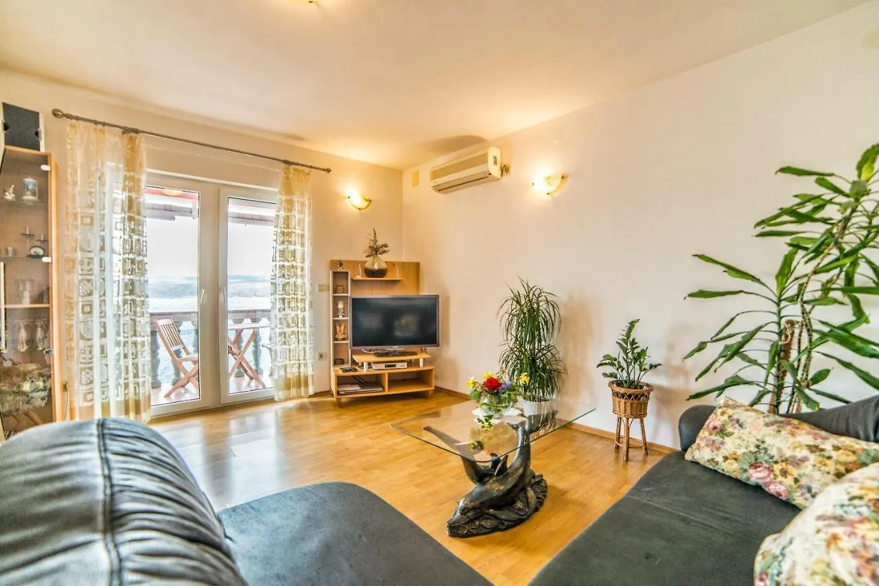 Ahel Apartment Jadranovo